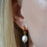 Mini Huggie Earrings, with small detachable freshwater pearls - 2.5mm thick