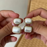 Pebble Drop Studs - Gold